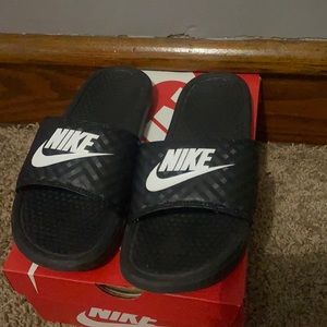 COPY - Black and white Nike Slides